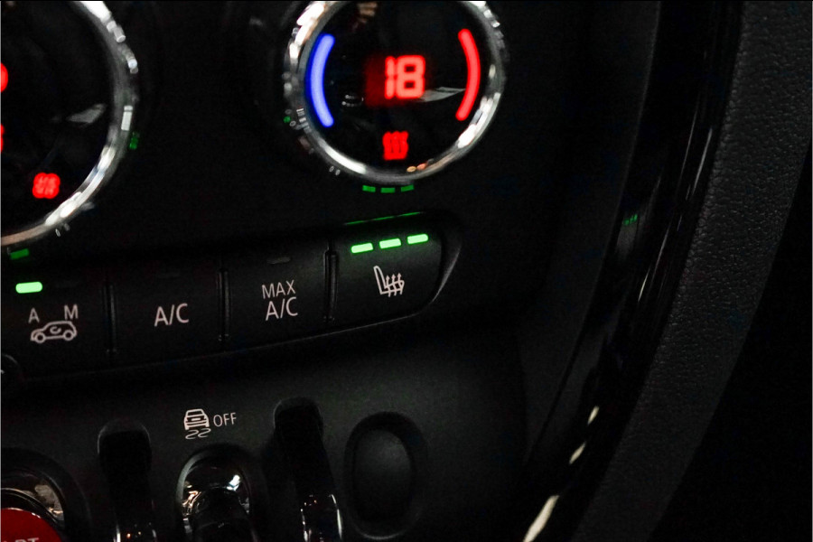 MINI Clubman 1.5 One Chili Automaat Navi H/K LED 18"