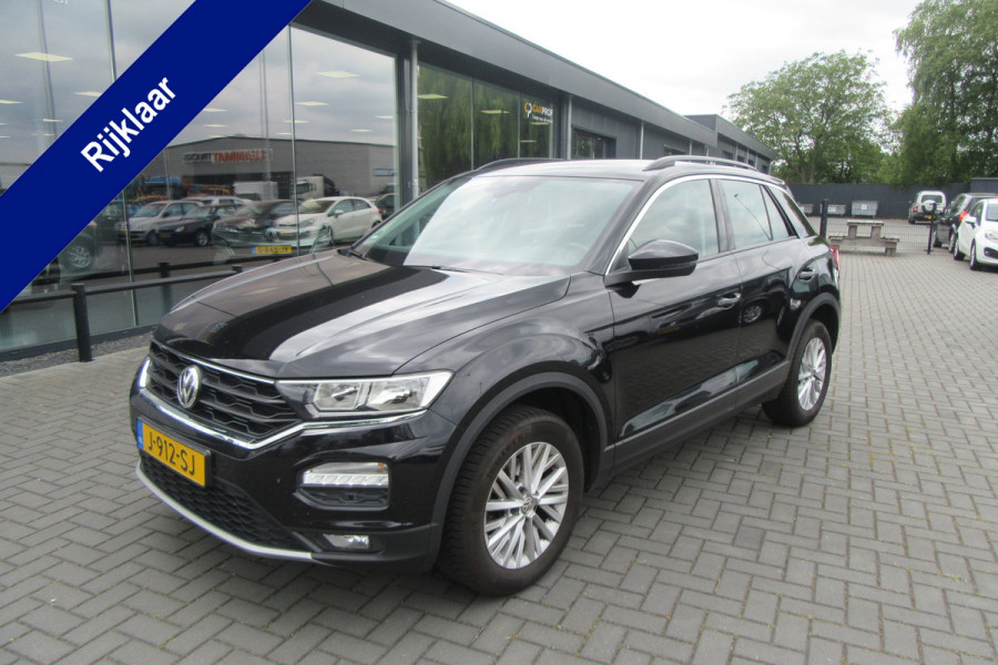 Volkswagen T-Roc 1.0 TSI Style Business, Navigatie, Trekhaak Volkswagen T-Roc 1.0 TSI Style Business, Navigatie, Trekhaak