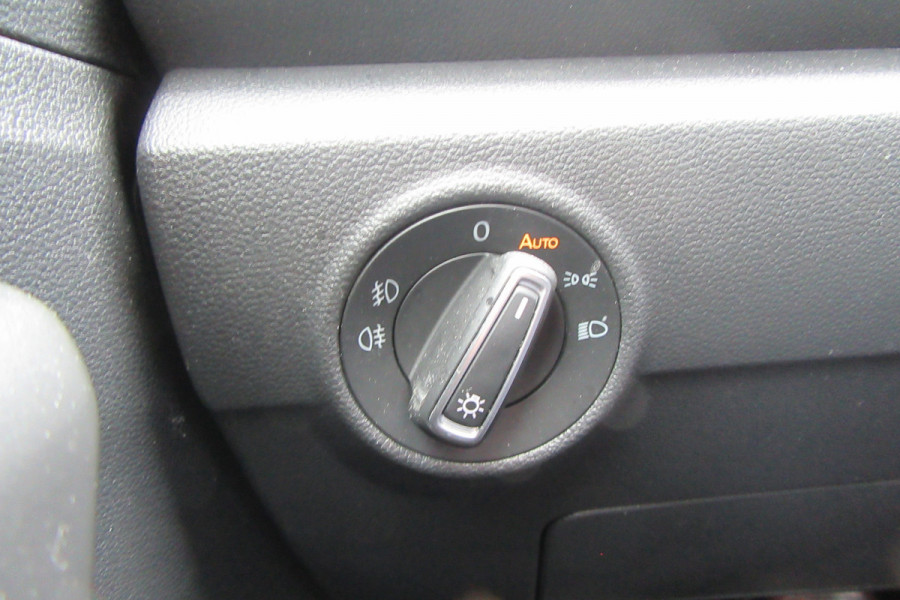 Volkswagen T-Roc 1.0 TSI Style Business, Navigatie, Trekhaak Volkswagen T-Roc 1.0 TSI Style Business, Navigatie, Trekhaak