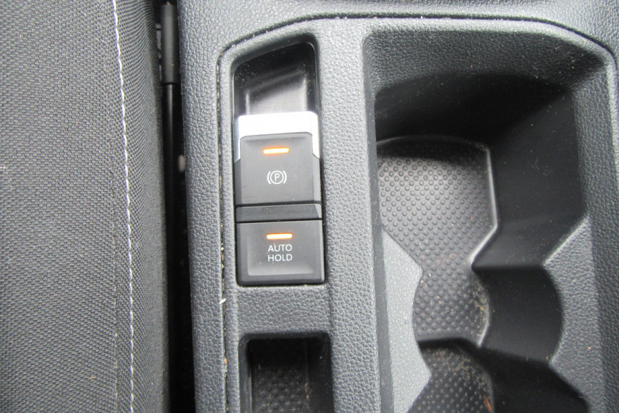 Volkswagen T-Roc 1.0 TSI Style Business, Navigatie, Trekhaak Volkswagen T-Roc 1.0 TSI Style Business, Navigatie, Trekhaak