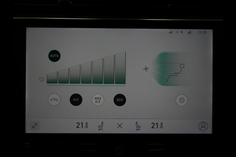 Lynk & Co 01 1.5 PHEV Plug-In NAVI/360CAM/SCHUIFDAK/LED/20"LMV!