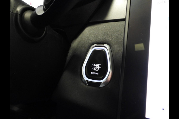 Lynk & Co 01 1.5 PHEV Plug-In NAVI/360CAM/SCHUIFDAK/LED/20"LMV!
