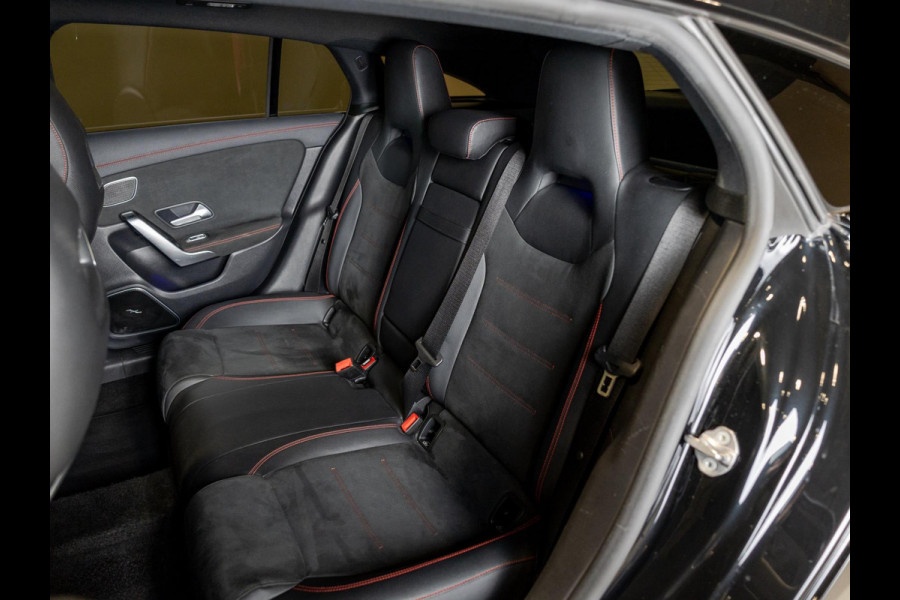 Mercedes-Benz CLA-Klasse Shooting Brake AMG 45 S 4MATIC+ Premium Plus / 422pk / Panorama dak / Burmester / Rondom zicht camera / Mercedes-Benz CLA-Klasse Shooting Brake AMG 45 S 4MATIC+ Premium Plus / 422pk / Panorama dak / Burmester / Rondom zicht camera /