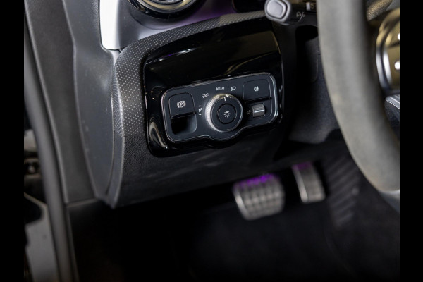 Mercedes-Benz CLA-Klasse Shooting Brake AMG 45 S 4MATIC+ Premium Plus / 422pk / Panorama dak / Burmester / Rondom zicht camera / Mercedes-Benz CLA-Klasse Shooting Brake AMG 45 S 4MATIC+ Premium Plus / 422pk / Panorama dak / Burmester / Rondom zicht camera /