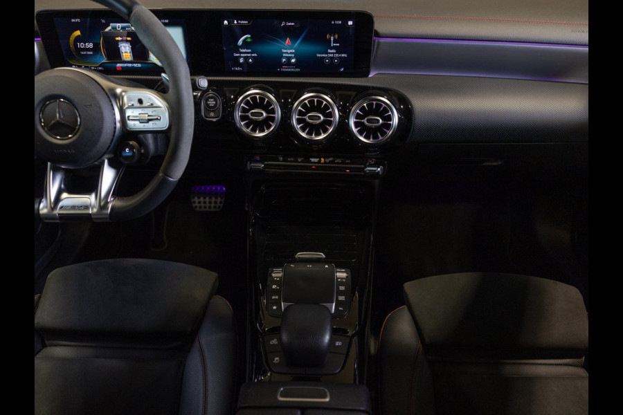 Mercedes-Benz CLA-Klasse Shooting Brake AMG 45 S 4MATIC+ Premium Plus / 422pk / Panorama dak / Burmester / Rondom zicht camera / Mercedes-Benz CLA-Klasse Shooting Brake AMG 45 S 4MATIC+ Premium Plus / 422pk / Panorama dak / Burmester / Rondom zicht camera /