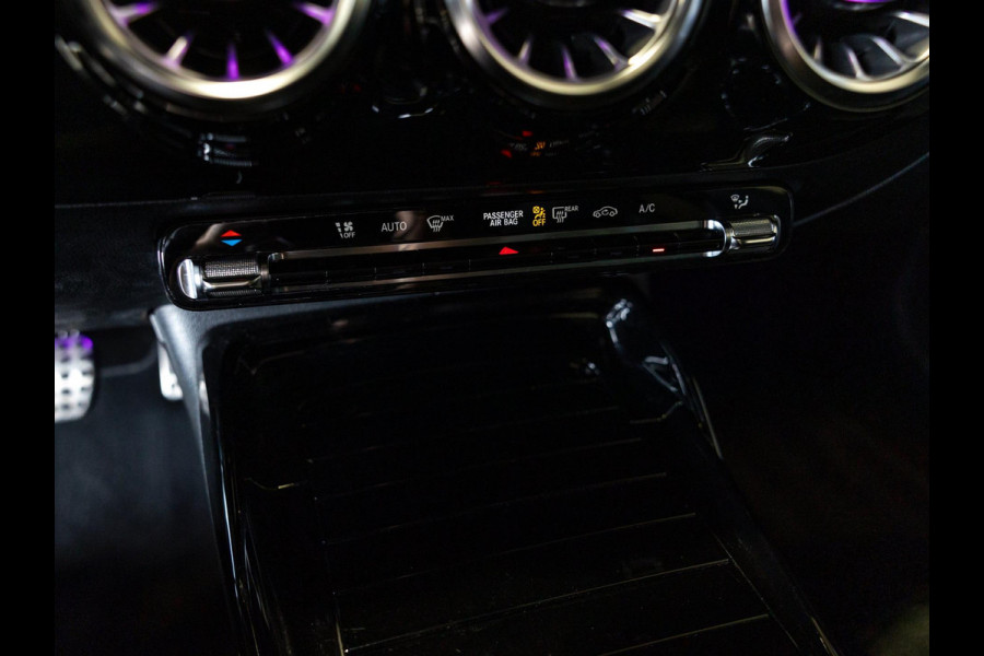 Mercedes-Benz CLA-Klasse Shooting Brake AMG 45 S 4MATIC+ Premium Plus / 422pk / Panorama dak / Burmester / Rondom zicht camera / Mercedes-Benz CLA-Klasse Shooting Brake AMG 45 S 4MATIC+ Premium Plus / 422pk / Panorama dak / Burmester / Rondom zicht camera /