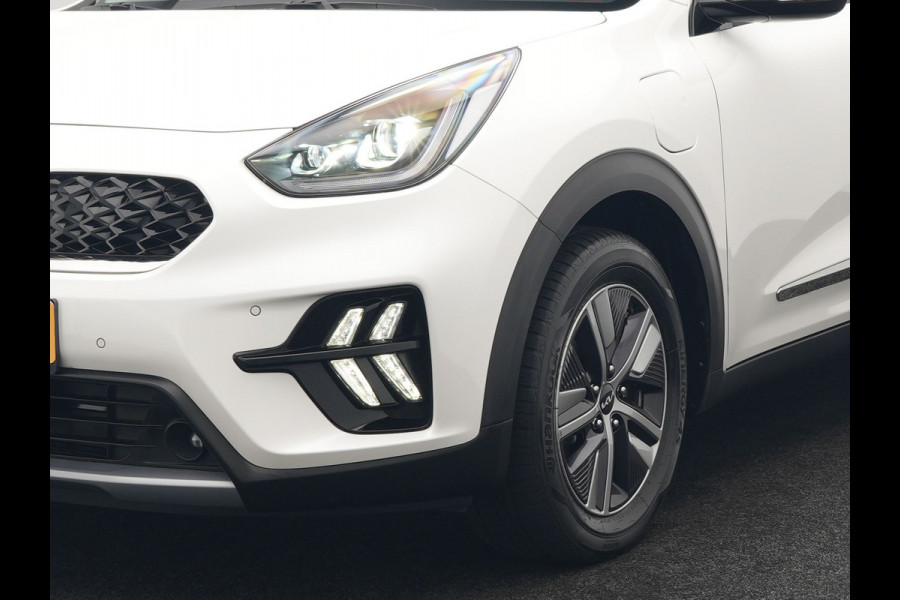 Kia Niro 1.6 GDi DynamicLine Plug In Hybrid 142pk Dealer O.H PHEV | Trekhaak Afneembaar | Schuif/Kanteldak | Lederen Sportstoelen Memory & Ventilatie | Adaptive Cruise | Stoelen & Stuur Verwarmd | JBL Sound | Apple Carplay | Virtual | Blis | Navigatie