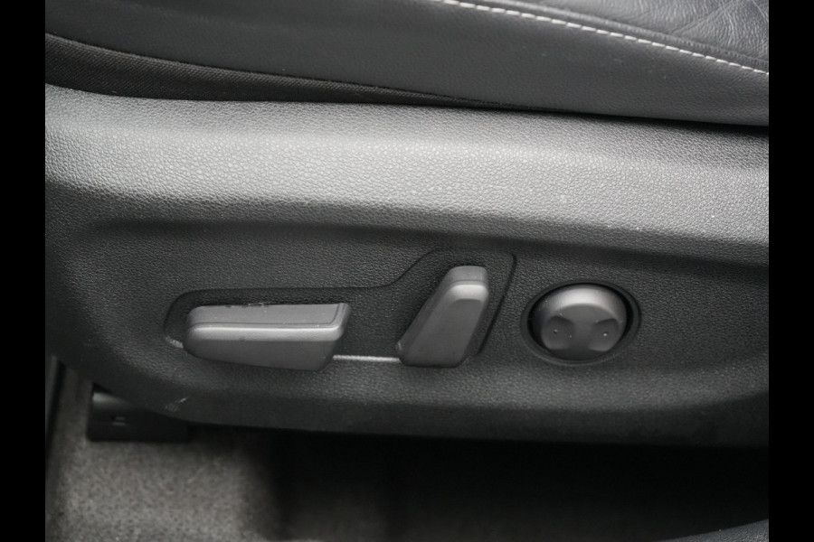Kia Niro 1.6 GDi DynamicLine Plug In Hybrid 142pk Dealer O.H PHEV | Trekhaak Afneembaar | Schuif/Kanteldak | Lederen Sportstoelen Memory & Ventilatie | Adaptive Cruise | Stoelen & Stuur Verwarmd | JBL Sound | Apple Carplay | Virtual | Blis | Navigatie