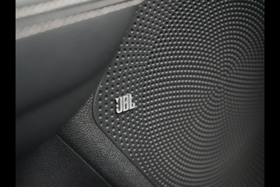Kia Niro 1.6 GDi DynamicLine Plug In Hybrid 142pk Dealer O.H PHEV | Trekhaak Afneembaar | Schuif/Kanteldak | Lederen Sportstoelen Memory & Ventilatie | Adaptive Cruise | Stoelen & Stuur Verwarmd | JBL Sound | Apple Carplay | Virtual | Blis | Navigatie