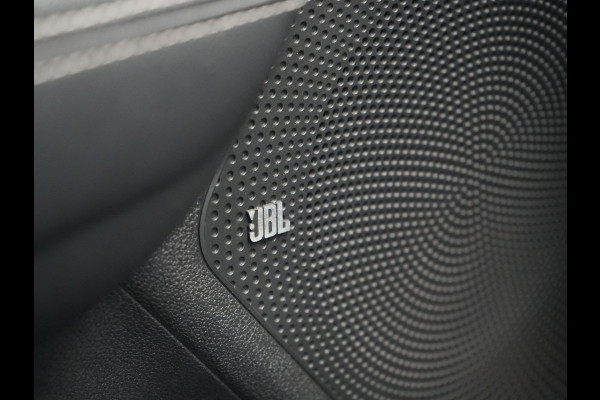 Kia Niro 1.6 GDi DynamicLine Plug In Hybrid 142pk Dealer O.H PHEV | Trekhaak Afneembaar | Schuif/Kanteldak | Lederen Sportstoelen Memory & Ventilatie | Adaptive Cruise | Stoelen & Stuur Verwarmd | JBL Sound | Apple Carplay | Virtual | Blis | Navigatie