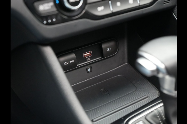 Kia Niro 1.6 GDi DynamicLine Plug In Hybrid 142pk Dealer O.H PHEV | Trekhaak Afneembaar | Schuif/Kanteldak | Lederen Sportstoelen Memory & Ventilatie | Adaptive Cruise | Stoelen & Stuur Verwarmd | JBL Sound | Apple Carplay | Virtual | Blis | Navigatie