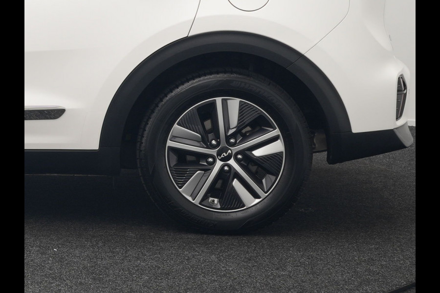 Kia Niro 1.6 GDi DynamicLine Plug In Hybrid 142pk Dealer O.H PHEV | Trekhaak Afneembaar | Schuif/Kanteldak | Lederen Sportstoelen Memory & Ventilatie | Adaptive Cruise | Stoelen & Stuur Verwarmd | JBL Sound | Apple Carplay | Virtual | Blis | Navigatie