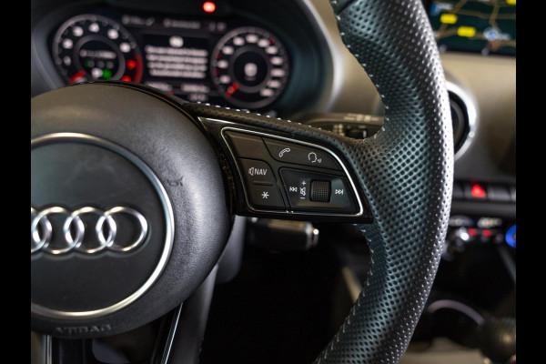 Audi A3 Sportback 35 TFSI CoD 2x S-Line / 150pk / Automatische klimaatregeling / Stoelverwarming / Afgevlakt stuurwiel / Audi A3 Sportback 35 TFSI CoD 2x S-Line / 150pk / Automatische klimaatregeling / Stoelverwarming / Afgevlakt stuurwiel /