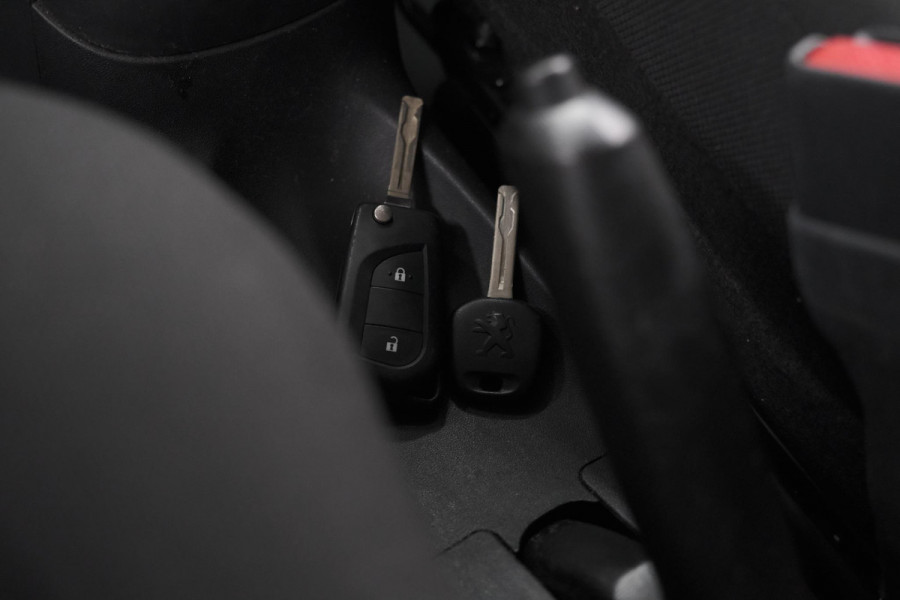 Peugeot 108 1.0 e-VTi Active | Airco | Bluetooth | Elektrische Ramen | 5 Deurs Peugeot 108 1.0 e-VTi Active | Airco | Bluetooth | Elektrische Ramen | 5 Deurs