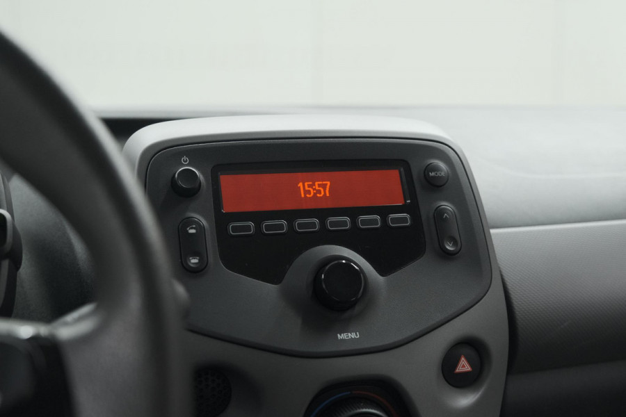 Peugeot 108 1.0 e-VTi Active | Airco | Bluetooth | Elektrische Ramen | 5 Deurs Peugeot 108 1.0 e-VTi Active | Airco | Bluetooth | Elektrische Ramen | 5 Deurs