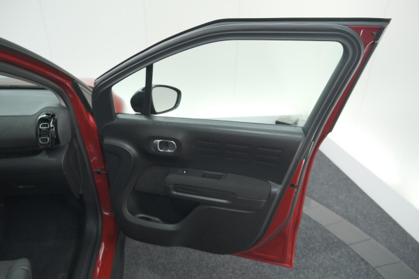 Citroën C3 Aircross PureTech 110 Feel | Trekhaak | Camera | Apple Carplay