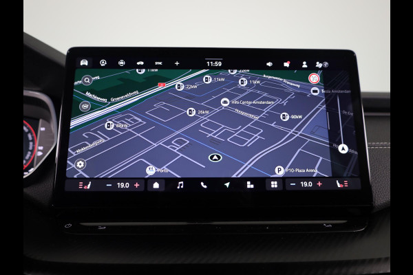 Škoda Octavia Sportline Tour m-HEV 1.5 TSI 150 pk 7 versn. DSG | Navigatie pakket | Soundsystem Canton | Travel Assist | Winter pakket | Trekhaak wegklapbaar | Elektrisch verstelbare voorstoelen | 19 inch lichtmetalen velgen