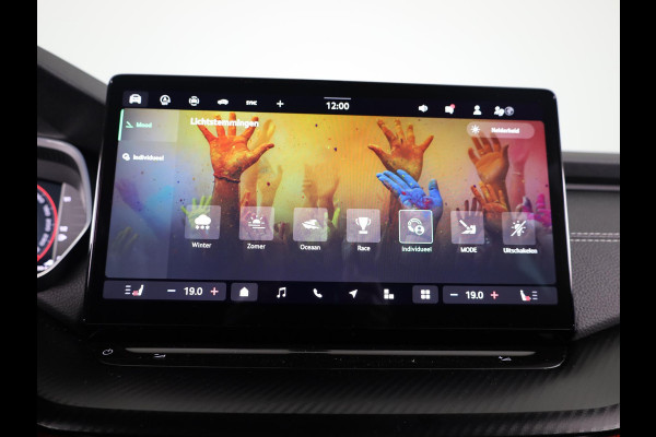 Škoda Octavia Sportline Tour m-HEV 1.5 TSI 150 pk 7 versn. DSG | Navigatie pakket | Soundsystem Canton | Travel Assist | Winter pakket | Trekhaak wegklapbaar | Elektrisch verstelbare voorstoelen | 19 inch lichtmetalen velgen