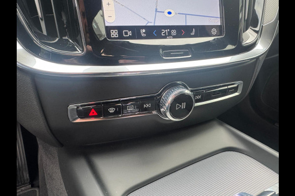 Volvo V60 2.0 B4 Plus Dark, HARMAN/KARDON, LEDER, Elektrische stoelen met geheugen . Een proefrit levert het bewijs. Neem contact op en we maken een afspraak!
