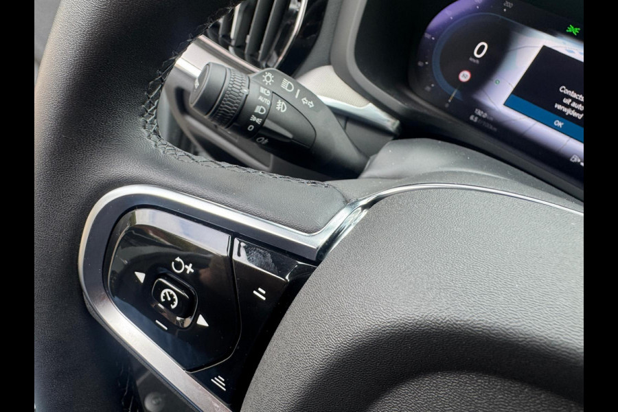 Volvo V60 2.0 B4 Plus Dark, HARMAN/KARDON, LEDER, Elektrische stoelen met geheugen . Een proefrit levert het bewijs. Neem contact op en we maken een afspraak!