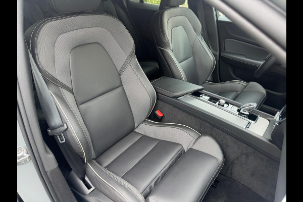 Volvo V60 2.0 B4 Plus Dark, HARMAN/KARDON, LEDER, Elektrische stoelen met geheugen . Een proefrit levert het bewijs. Neem contact op en we maken een afspraak!
