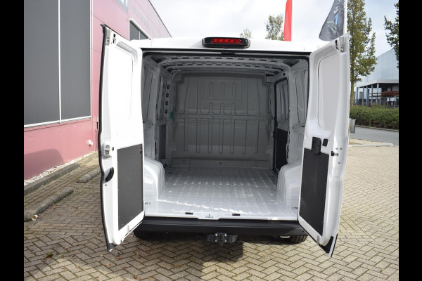 Opel Movano 2.2D 120 S&S L2H1 3.0t AIRCO | ACHTERUITRIJCAMERA MET SENSOREN | BLUETOOTH Opel Movano 2.2D 120 S&S L2H1 3.0t AIRCO | ACHTERUITRIJCAMERA MET SENSOREN | BLUETOOTH