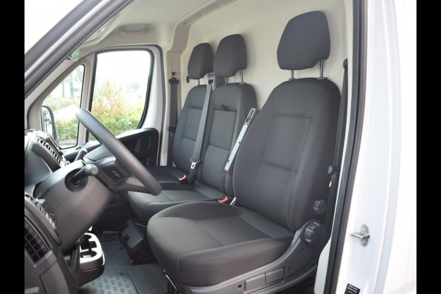 Opel Movano 2.2D 120 S&S L2H1 3.0t AIRCO | ACHTERUITRIJCAMERA MET SENSOREN | BLUETOOTH Opel Movano 2.2D 120 S&S L2H1 3.0t AIRCO | ACHTERUITRIJCAMERA MET SENSOREN | BLUETOOTH