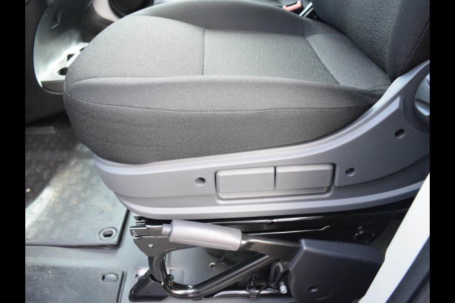 Opel Movano 2.2D 120 S&S L2H1 3.0t AIRCO | ACHTERUITRIJCAMERA MET SENSOREN | BLUETOOTH Opel Movano 2.2D 120 S&S L2H1 3.0t AIRCO | ACHTERUITRIJCAMERA MET SENSOREN | BLUETOOTH