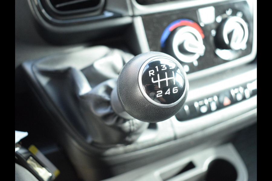 Opel Movano 2.2D 120 S&S L2H1 3.0t AIRCO | ACHTERUITRIJCAMERA MET SENSOREN | BLUETOOTH Opel Movano 2.2D 120 S&S L2H1 3.0t AIRCO | ACHTERUITRIJCAMERA MET SENSOREN | BLUETOOTH