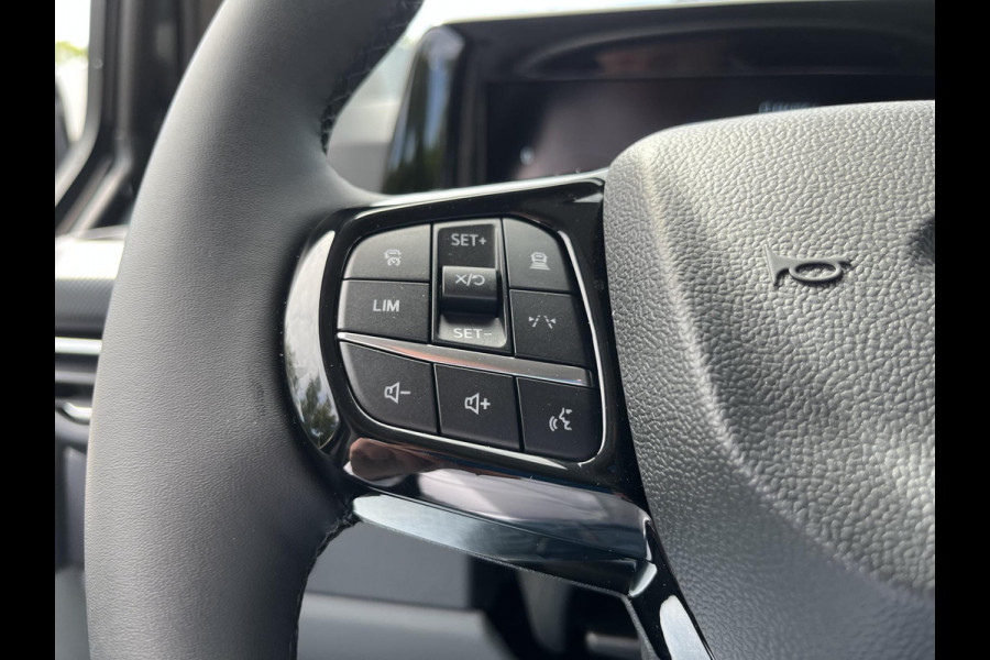 Ford Transit Custom 320 2.5 PHEV L2H1 Black Platinum DC Ford Voorraad  | Prijs is excl. BTW EN BPM  | incl. €4.422,- korting! | Dubbele cabine Snoeks leder | Full led | Dubbele zij-schuifdeur | Direct uit voorraad leverbaar! | Full options