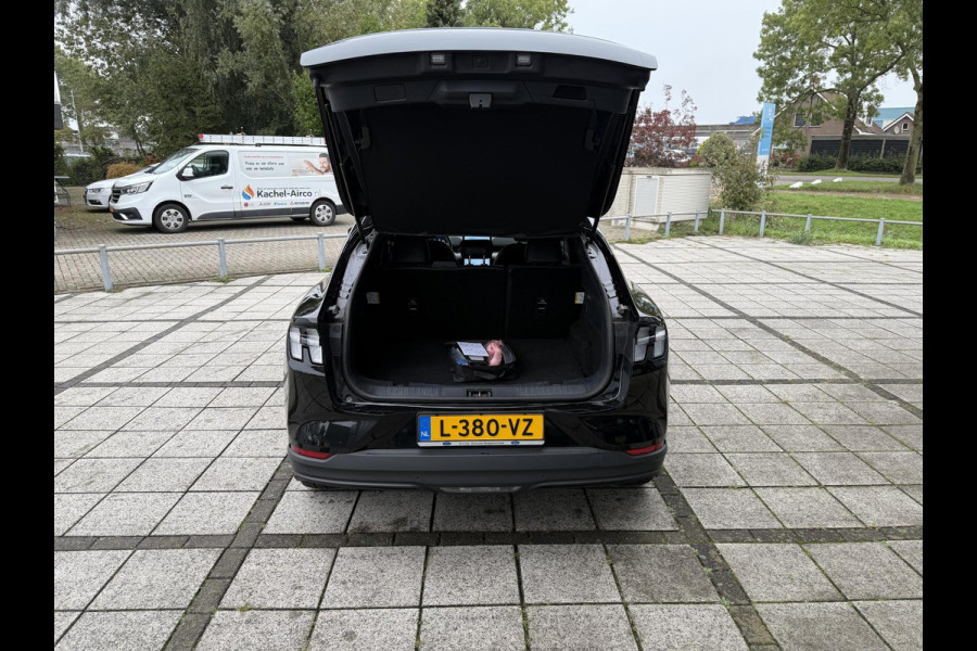 Ford Mustang Mach-E RWD 75 kWh | Navi | Camera | Stoel / Stuur Verwarming |