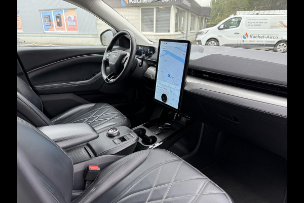 Ford Mustang Mach-E RWD 75 kWh | Navi | Camera | Stoel / Stuur Verwarming |