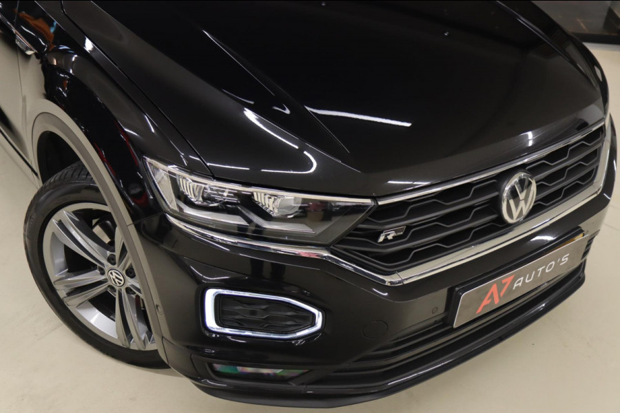 Volkswagen T-Roc 1.5 TSI Style 3X R-LINE/PANO/CARPLAY/BEATS/SFEERVBLINDSPOT/LANEASSIT/VOL Volkswagen T-Roc 1.5 TSI Style 3X R-LINE/PANO/CARPLAY/BEATS/SFEERVBLINDSPOT/LANEASSIT/VOL