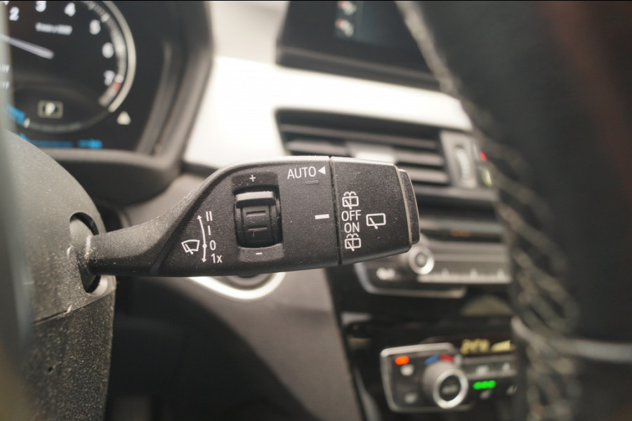 BMW X1 xDrive25e PHEV Business Edition Plus -LEER-ECC-NAVI-