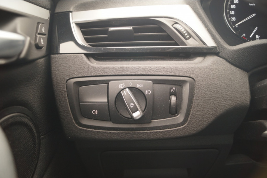 BMW X1 xDrive25e PHEV Business Edition Plus -LEER-ECC-NAVI-