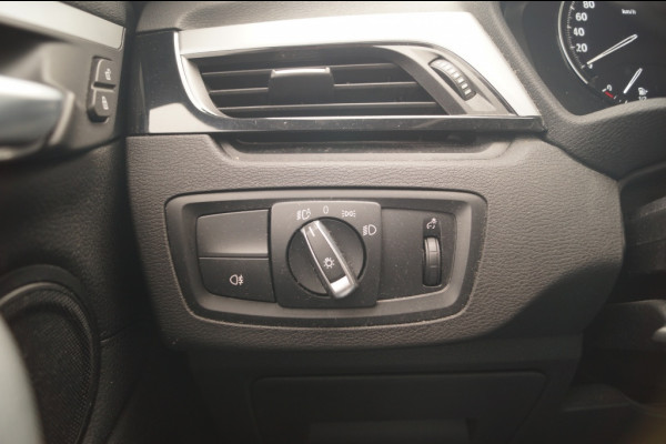 BMW X1 xDrive25e PHEV Business Edition Plus -LEER-ECC-NAVI-