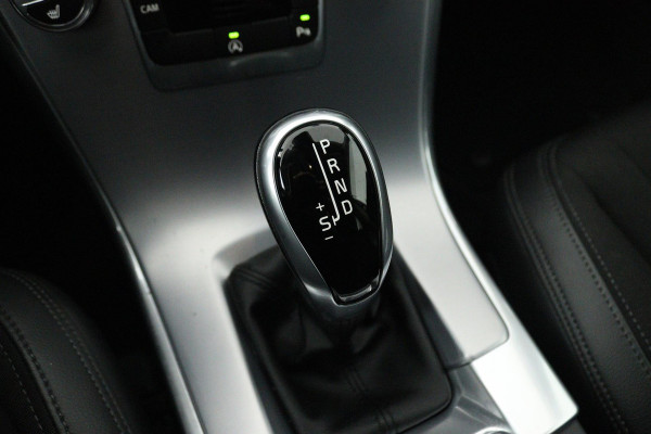 Volvo XC60 2.0 D4 FWD Polar+ (TREKHAAK, CAMERA, STOELVERWARMING, PARKEERSENSOREN, AUTOMAAT, CRUISE CONTROL) Volvo XC60 2.0 D4 FWD Polar+ (TREKHAAK, CAMERA, STOELVERWARMING, PARKEERSENSOREN, AUTOMAAT, CRUISE CONTROL)