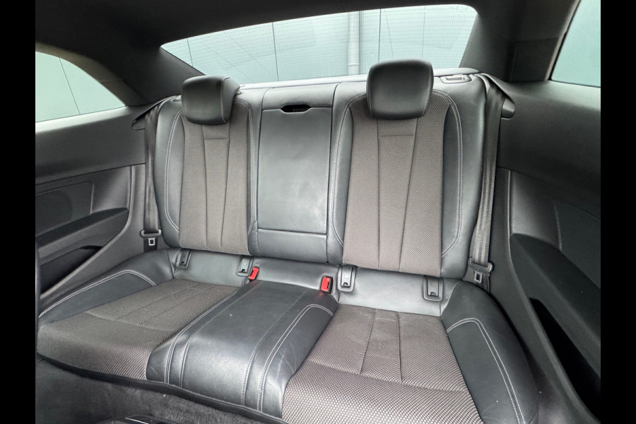 Audi A5 Coupé 2.0 TFSI * S-line * Virtual Cockpit * Stoelverwarming * Navigatie *