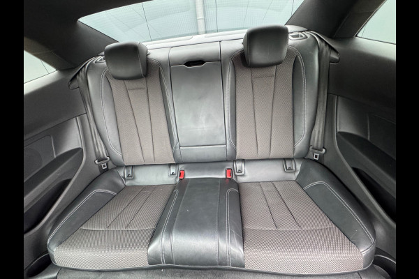 Audi A5 Coupé 2.0 TFSI * S-line * Virtual Cockpit * Stoelverwarming * Navigatie *