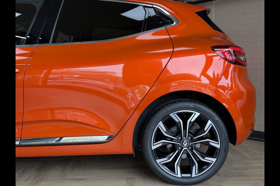 Renault Clio 1.0 TCe 90pk Automaat | Groot Navi | 360 | 17" | PDC V+A | Stoel & stuur verwarming | Keurig nette auto | 4 Nieuwe Banden. Renault Clio 1.0 TCe 90pk Automaat | Groot Navi | 360 | 17" | PDC V+A | Stoel & stuur verwarming | Keurig nette auto | 4 Nieuwe Banden.