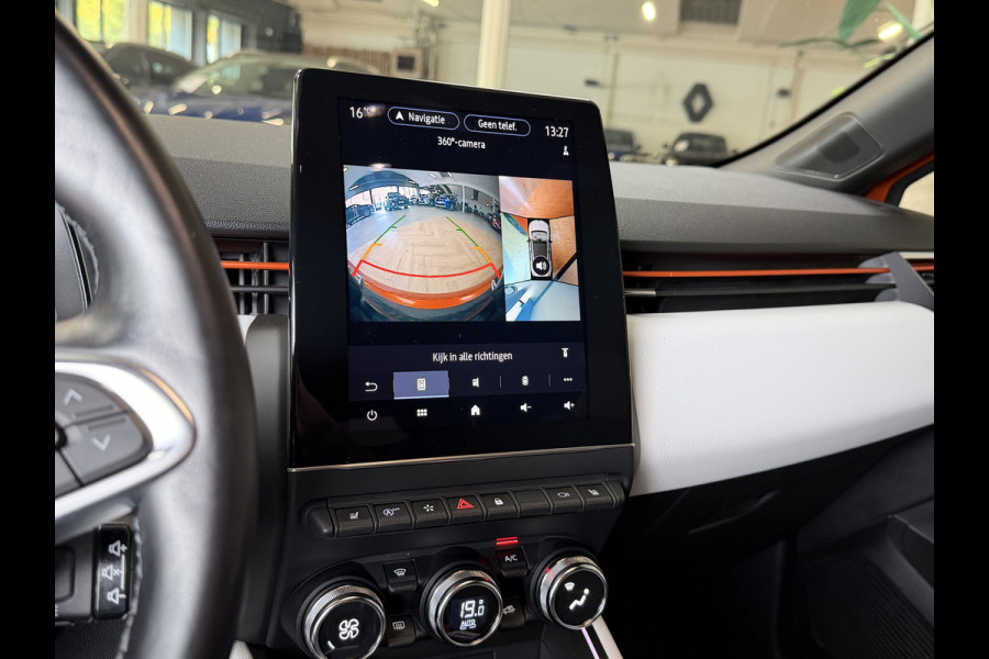 Renault Clio 1.0 TCe 90pk Automaat | Groot Navi | 360 | 17" | PDC V+A | Stoel & stuur verwarming | Keurig nette auto | 4 Nieuwe Banden. Renault Clio 1.0 TCe 90pk Automaat | Groot Navi | 360 | 17" | PDC V+A | Stoel & stuur verwarming | Keurig nette auto | 4 Nieuwe Banden.