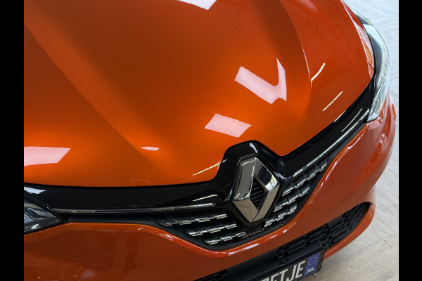 Renault Clio 1.0 TCe 90pk Automaat | Groot Navi | 360 | 17" | PDC V+A | Stoel & stuur verwarming | Keurig nette auto | 4 Nieuwe Banden. Renault Clio 1.0 TCe 90pk Automaat | Groot Navi | 360 | 17" | PDC V+A | Stoel & stuur verwarming | Keurig nette auto | 4 Nieuwe Banden.