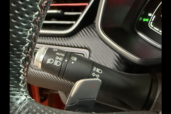 Renault Clio 1.3 TCe 130pk R.S. Line | Groot Navi | 360 | 17 " | Stoelverwarming | Carplay |