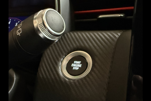 Renault Clio 1.3 TCe 130pk R.S. Line | Groot Navi | 360 | 17 " | Stoelverwarming | Carplay |