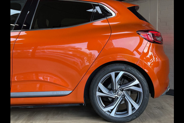 Renault Clio 1.3 TCe 130pk R.S. Line | Groot Navi | 360 | 17 " | Stoelverwarming | Carplay |