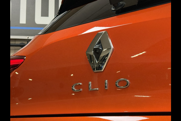 Renault Clio 1.3 TCe 130pk R.S. Line | Groot Navi | 360 | 17 " | Stoelverwarming | Carplay |