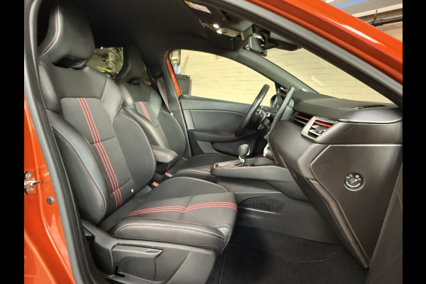 Renault Clio 1.3 TCe 130pk R.S. Line | Groot Navi | 360 | 17 " | Stoelverwarming | Carplay |