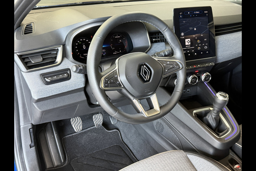 Renault Clio 1.0 TCe 90 PK techno | Groot Navi | Bose | 360 | Stoel & Stuur verwarming | Carplay | Nieuwstaat! Dealer onderhouden.