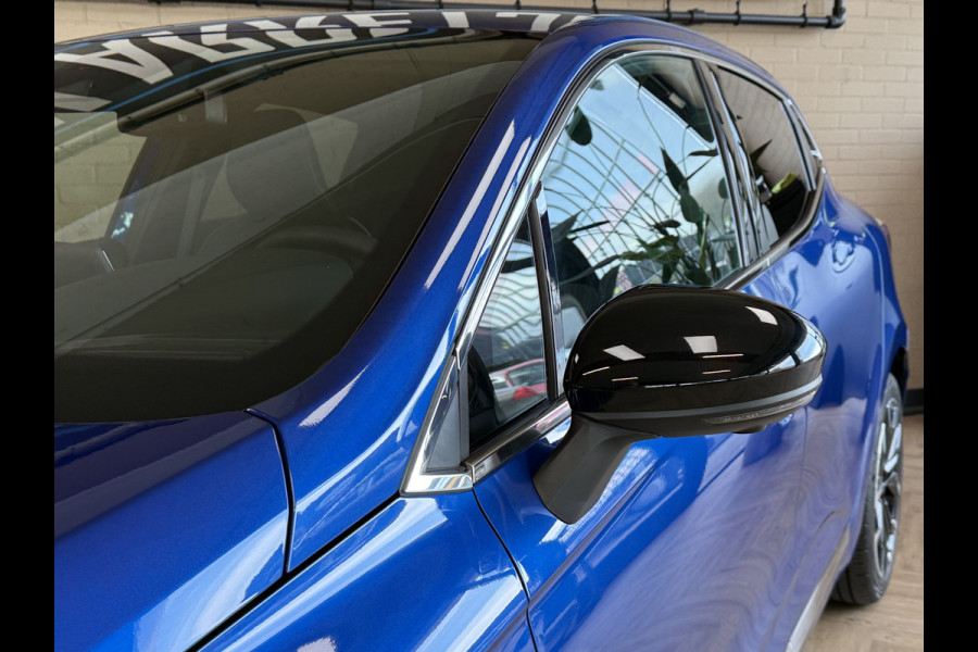 Renault Clio 1.0 TCe 90 PK techno | Groot Navi | Bose | 360 | Stoel & Stuur verwarming | Carplay | Nieuwstaat! Dealer onderhouden.