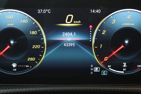 Mercedes-Benz CLA-Klasse 200 Business Solution AMG (PANORAMADAK, SFEERVERLICHTING, PARKEERSENSOREN, STOELVERWARMING) Mercedes-Benz CLA-Klasse 200 Business Solution AMG (PANORAMADAK, SFEERVERLICHTING, PARKEERSENSOREN, STOELVERWARMING)